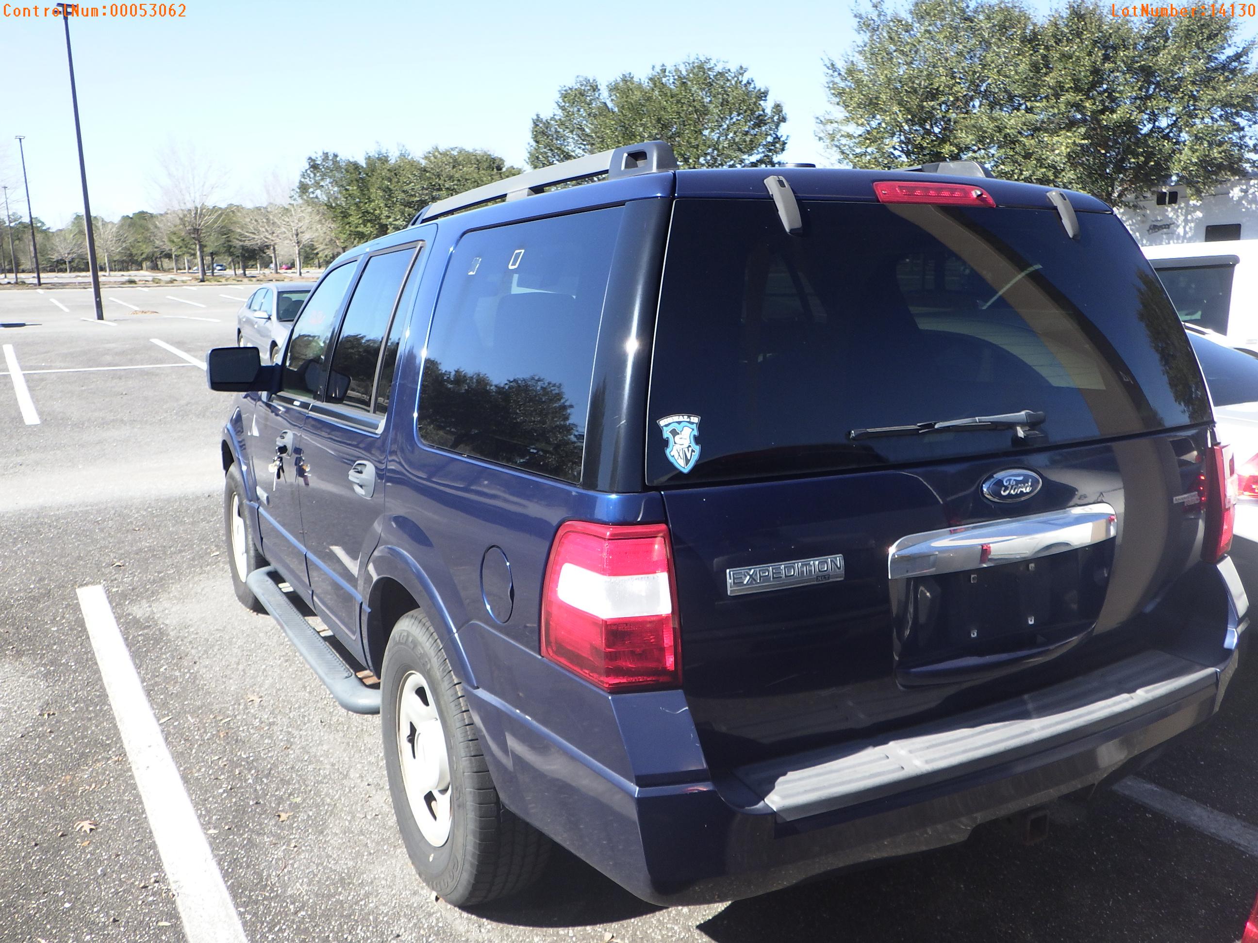 2-14130 (Cars-SUV 4D)  Seller: Florida State D.F.S. 2008 FORD EXPEDITIO