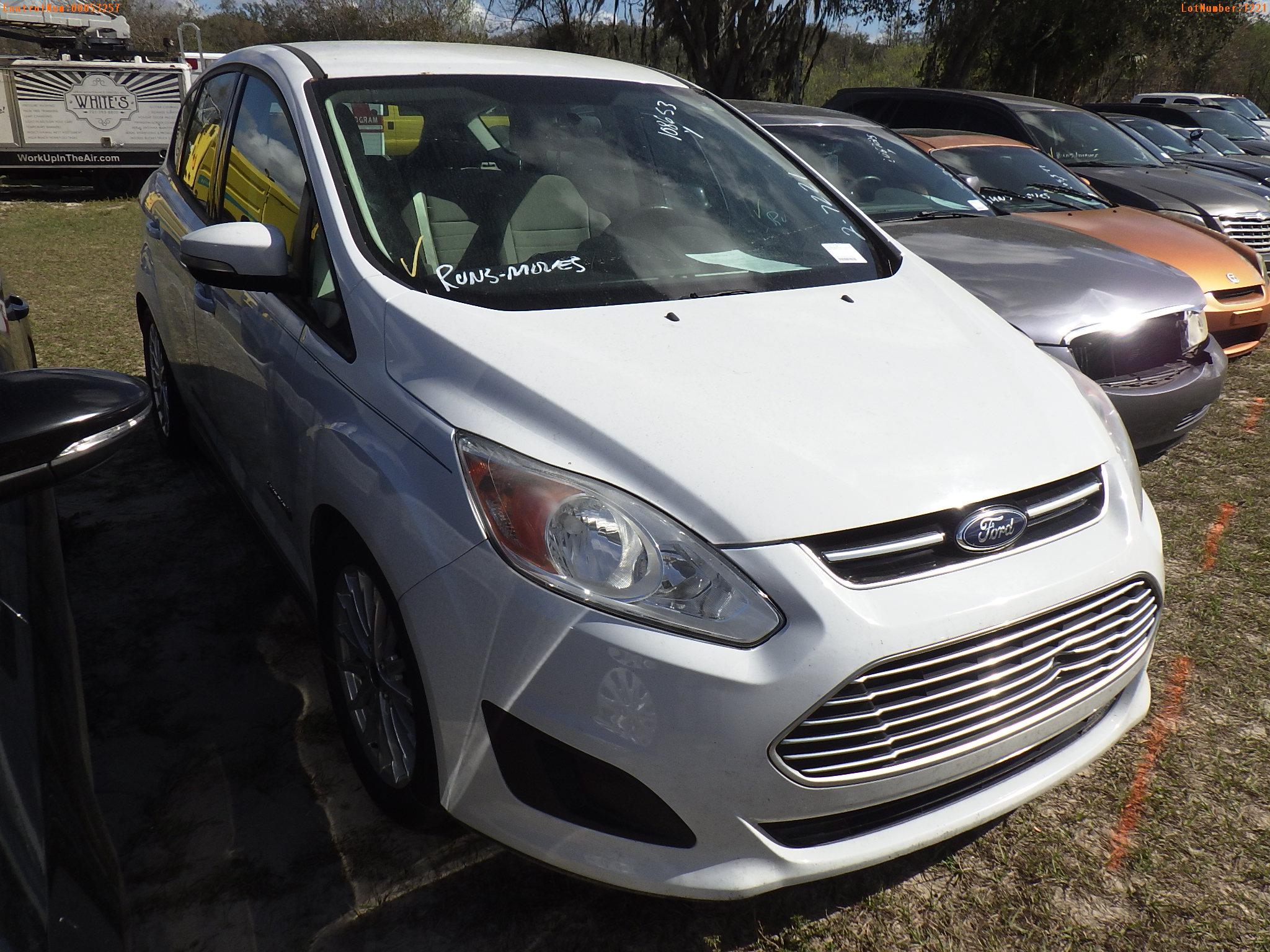 3-07113 (Cars-Sedan 4D)  Seller:Private/Dealer 2016 FORD CMAX