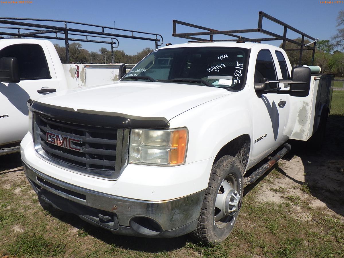 3-08215 (Trucks-Utility 2D)  Seller: Gov-Clay County Utility Authority 2009 GMC