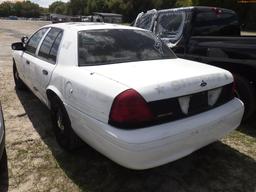 4-05122 (Cars-Sedan 4D)  Seller: Gov-Hillsborough County Sheriffs 2006 FORD CROW