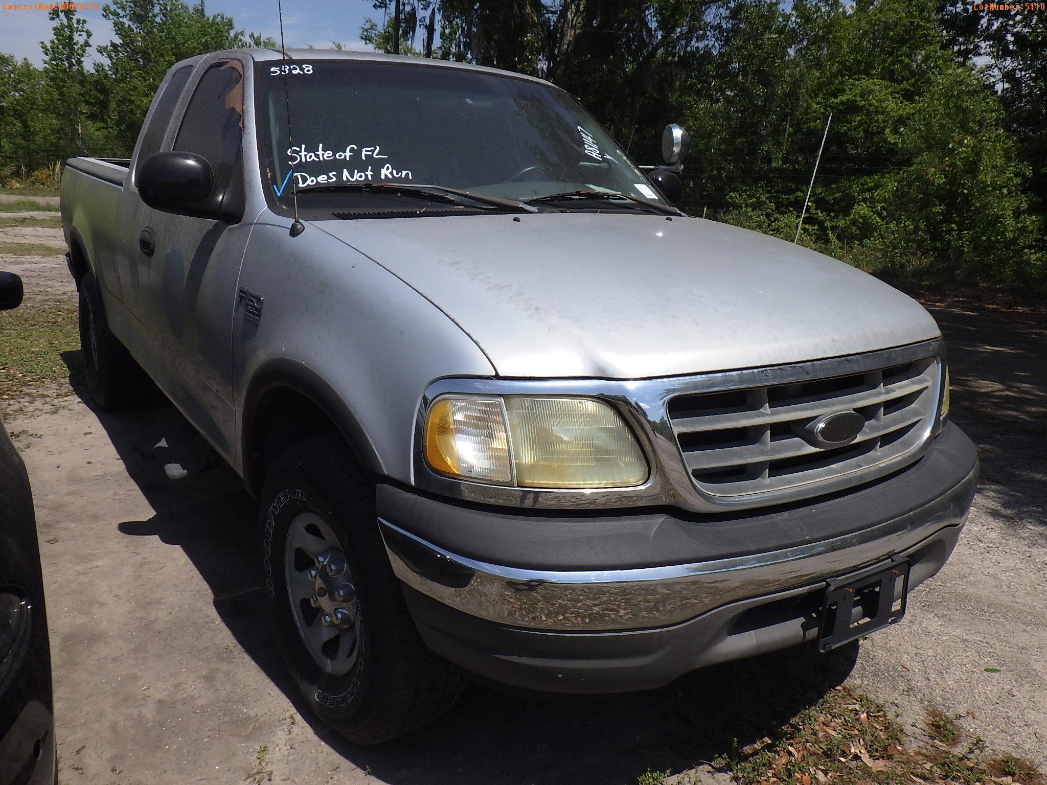 4-05110 (Trucks-Pickup 2D)  Seller: Florida State F.W.C. 2002 FORD F150