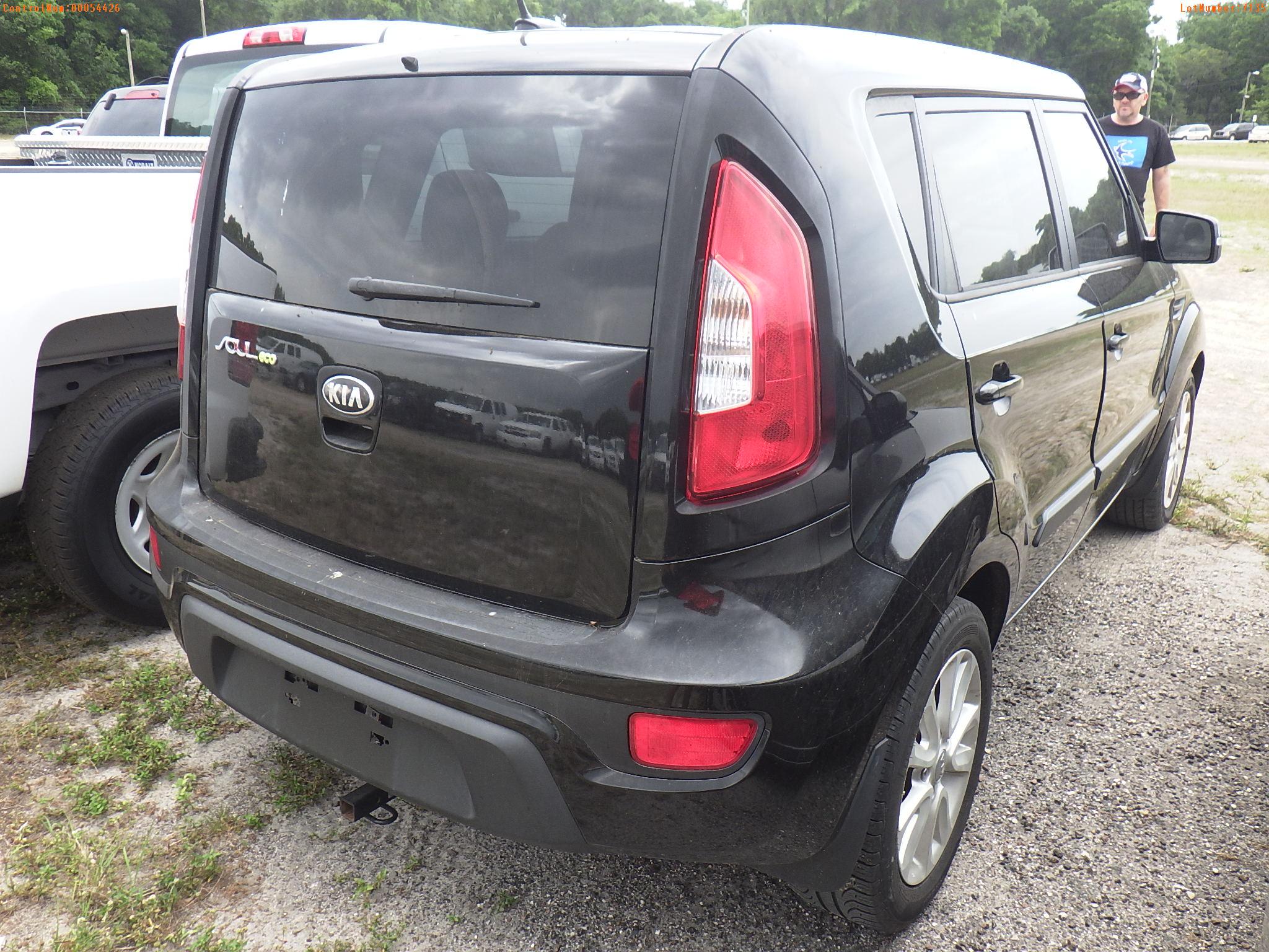 4-07135 (Cars-Hatchback 4D)  Seller:Private/Dealer 2013 KIA SOUL