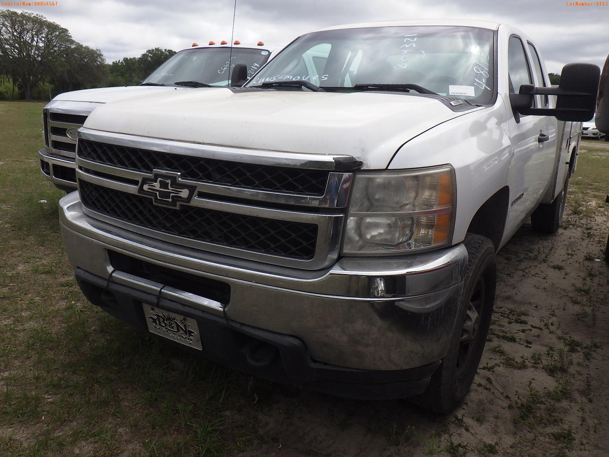 4-08113 (Trucks-Utility 2D)  Seller:Private/Dealer 2011 CHEV 2500