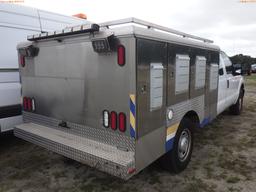 4-08222 (Trucks-Specialized)  Seller: Gov-Pinellas County BOCC 2015 FORD F250