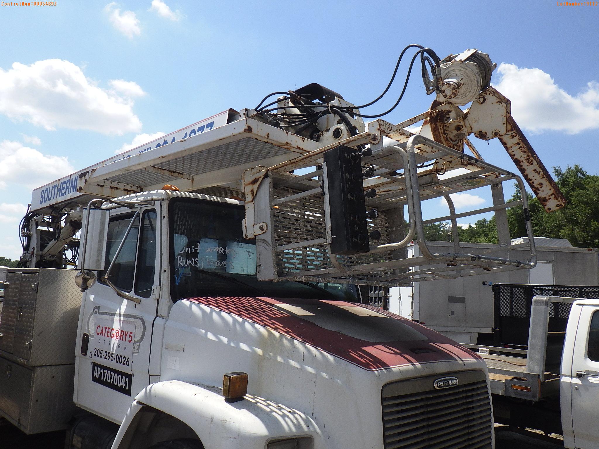 4-09112 (Trucks-Aerial lift)  Seller:Private/Dealer 2000 FRHT FL70