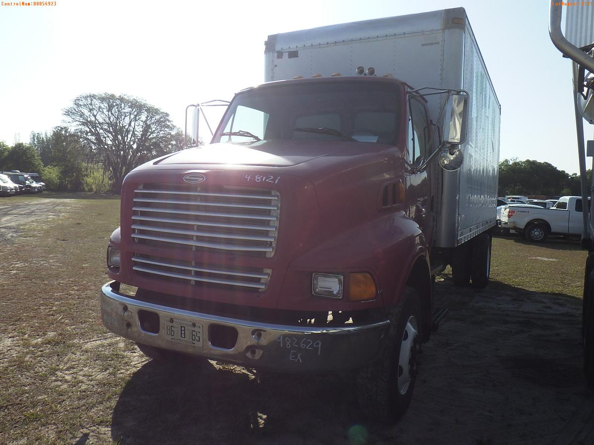 4-08121 (Trucks-Box)  Seller:Private/Dealer 1999 STRG L8513