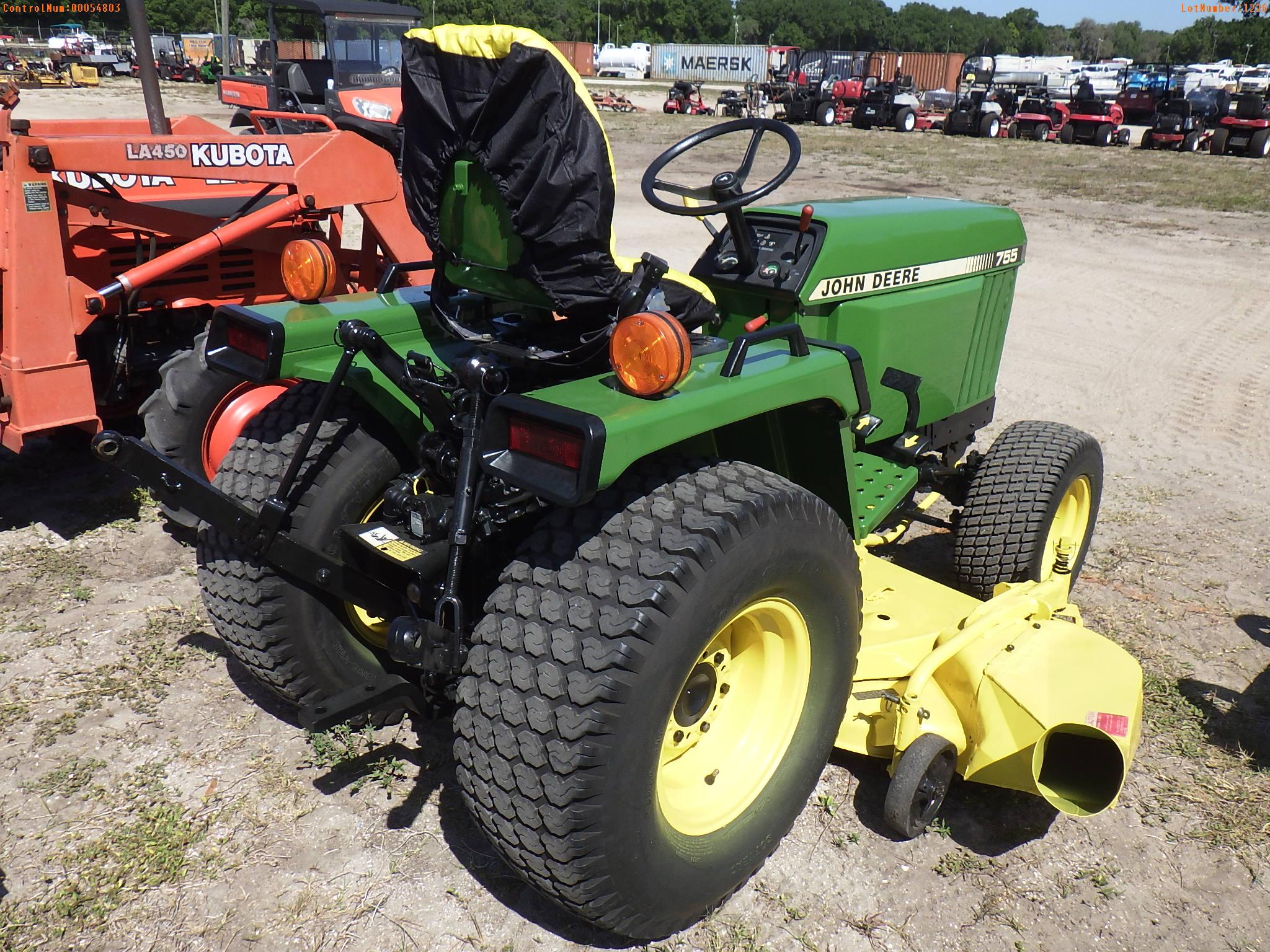 5-01134 (Equip.-Tractor)  Seller:Private/Dealer JOHN DEERE 755 TRACTOR WITH 25 G