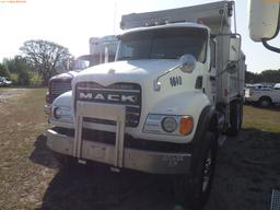 5-08113 (Trucks-Dump)  Seller:Private/Dealer 2004 MACK CV713