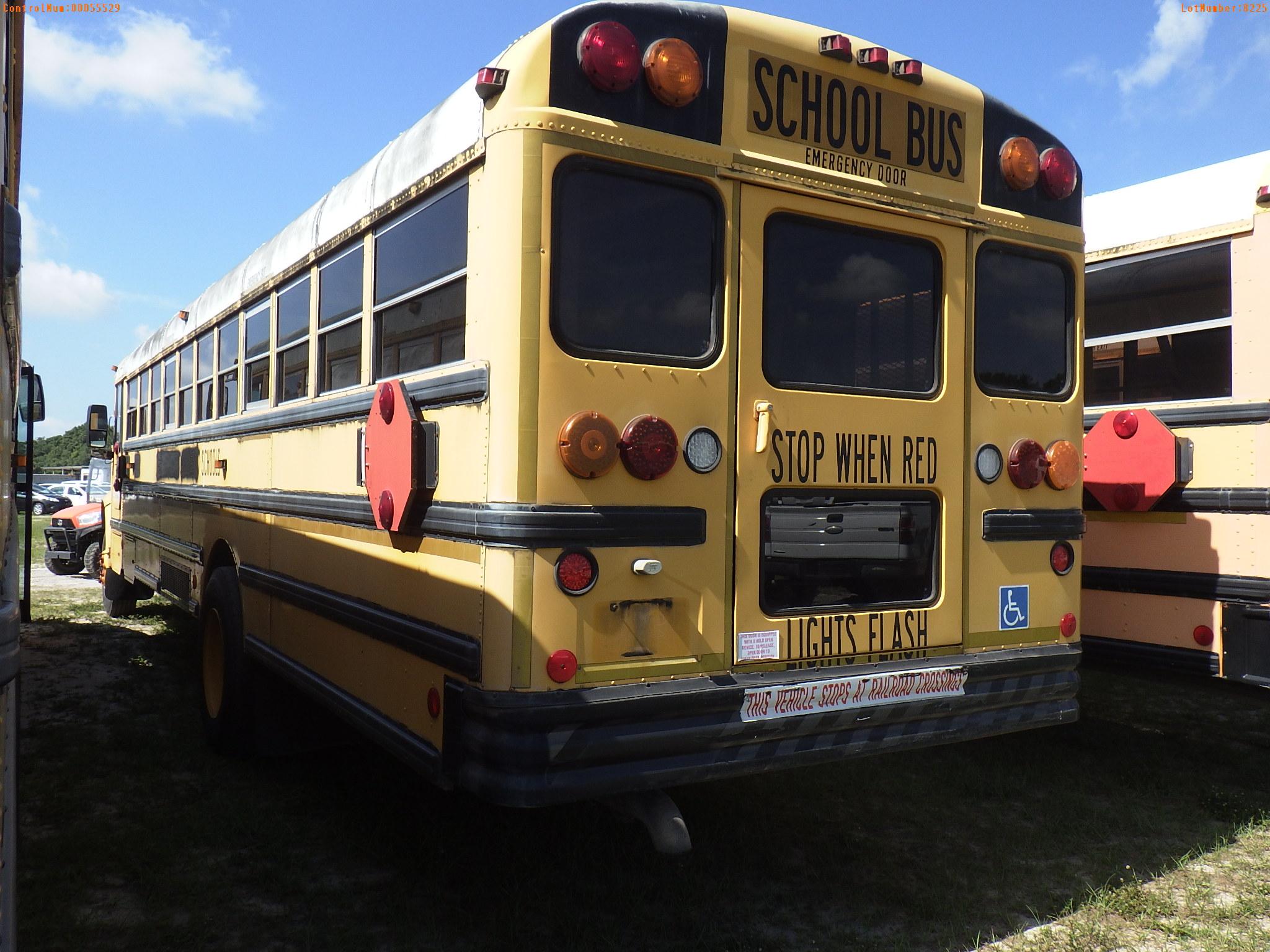 5-08225 (Trucks-Buses)  Seller: Gov-Hillsborough County School 2003 ICCO IC3S530