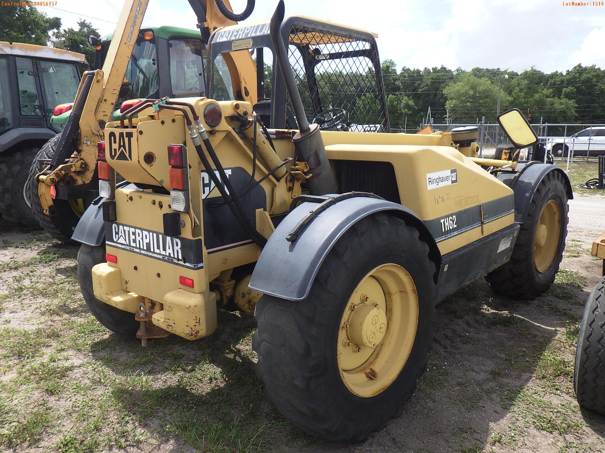 6-01514 (Equip.-Fork lift)  Seller: Gov-Pinellas County BOCC CATERPILLAR TH62 TE