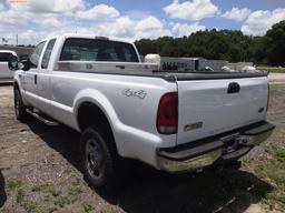 6-05138 (Trucks-Pickup 2D)  Seller: Gov-Manatee County Sheriffs 2006 FORD F350