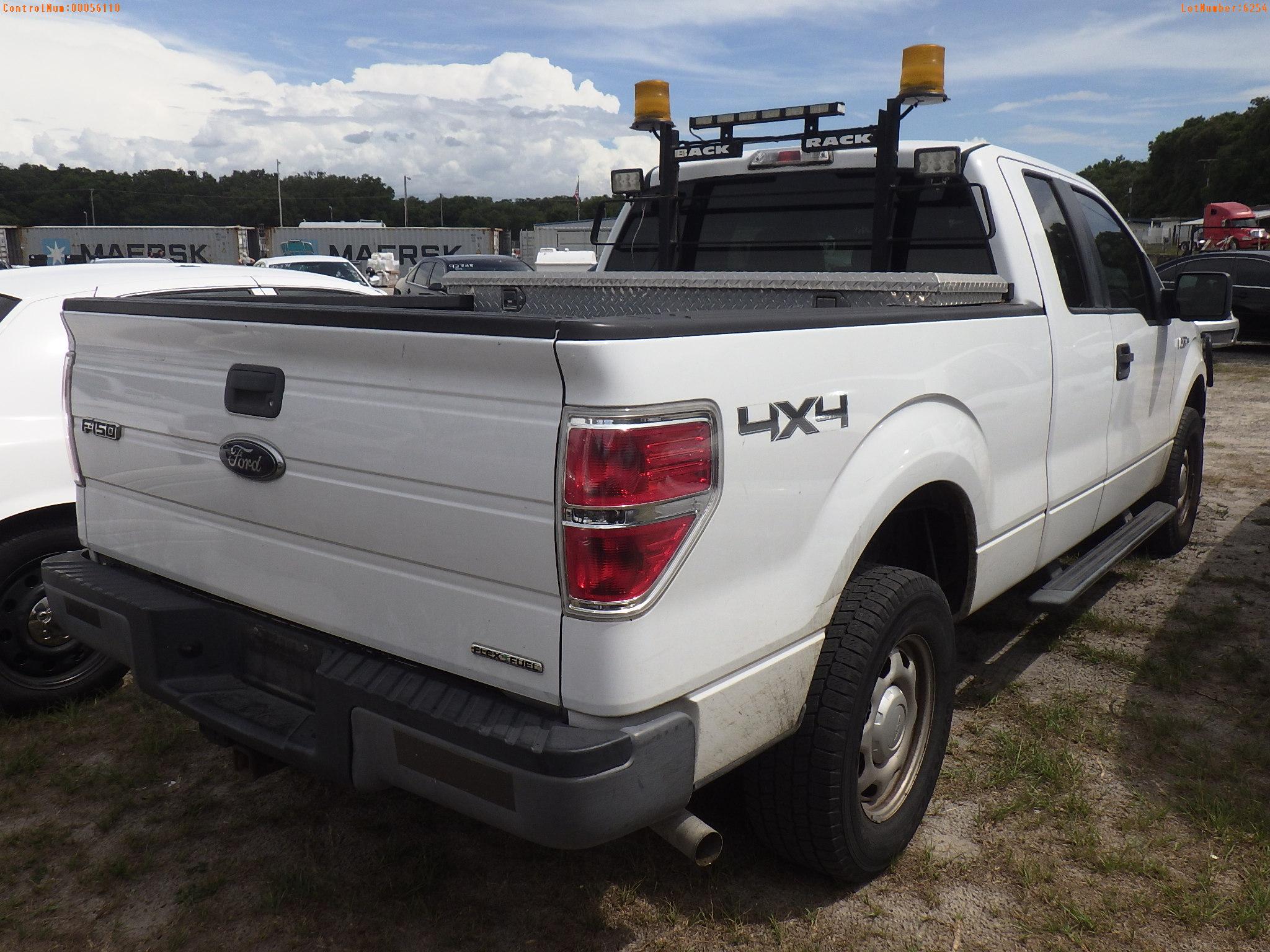 6-06254 (Trucks-Pickup 4D)  Seller: Gov-Hillsborough County B.O.C.C. 2012 FORD F