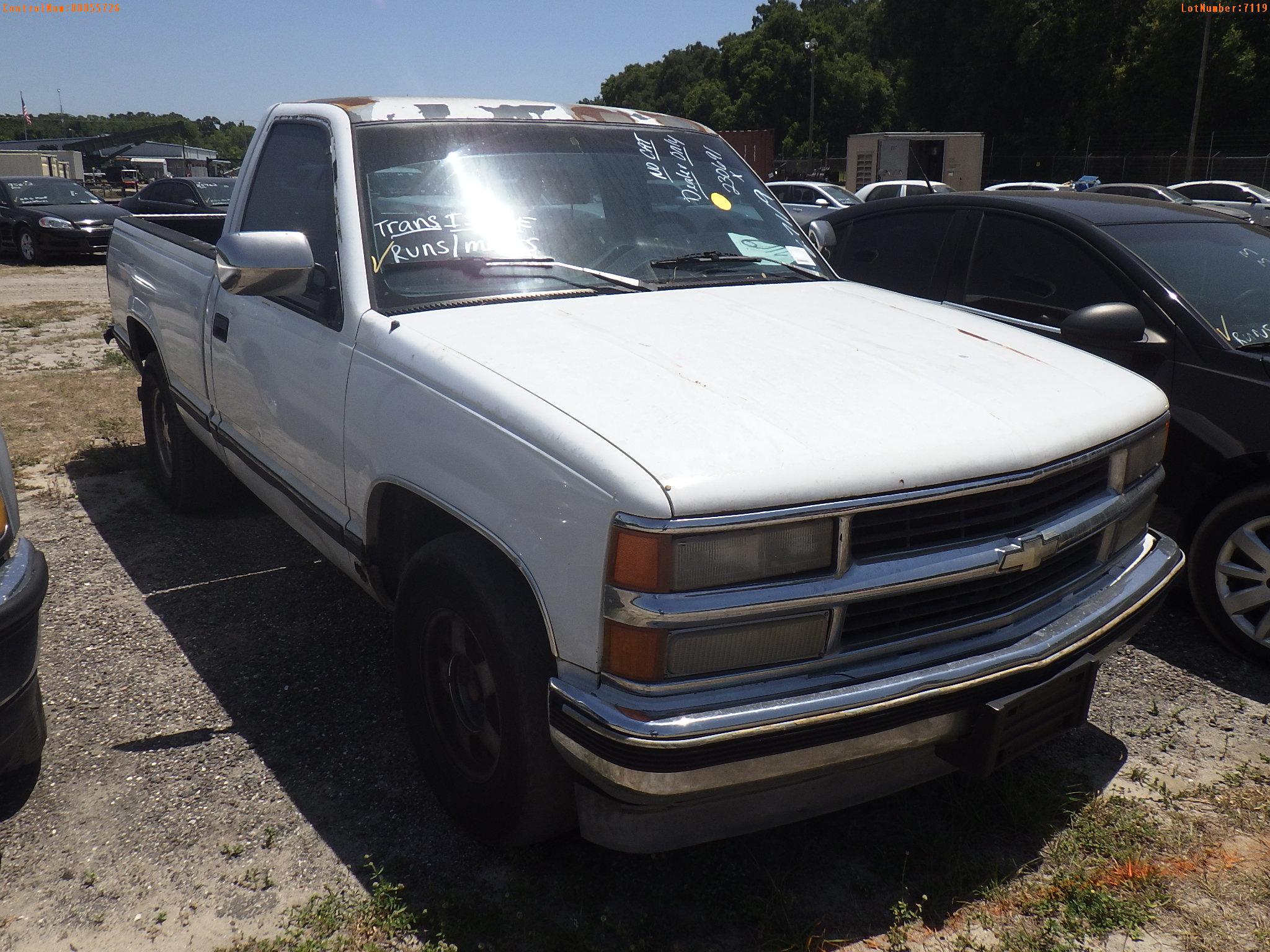 6-07119 (Trucks-Pickup 2D)  Seller:Private/Dealer 1993 CHEV SILVERADO