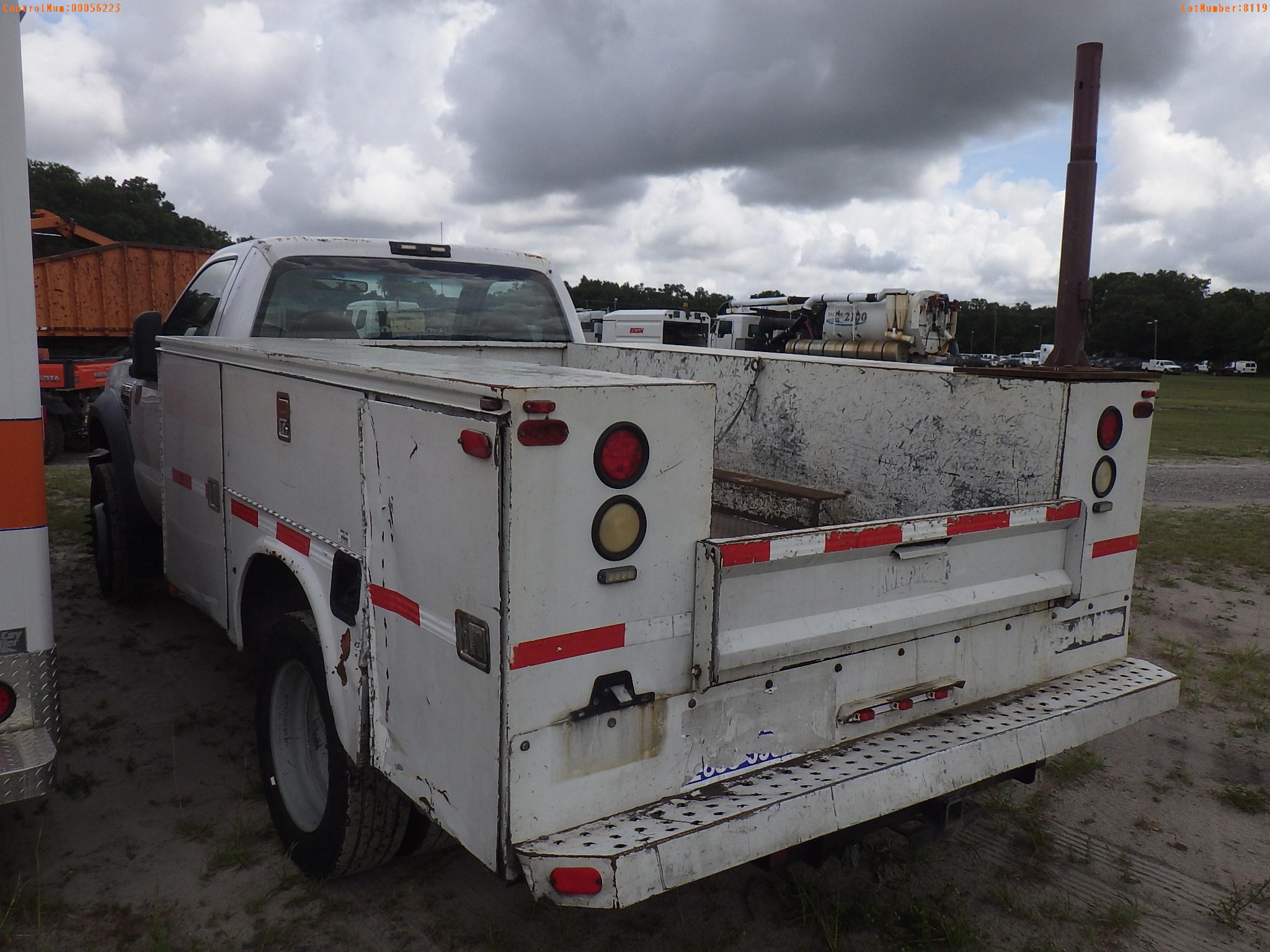 6-08119 (Trucks-Utility 2D)  Seller:Private/Dealer 2008 FORD F550