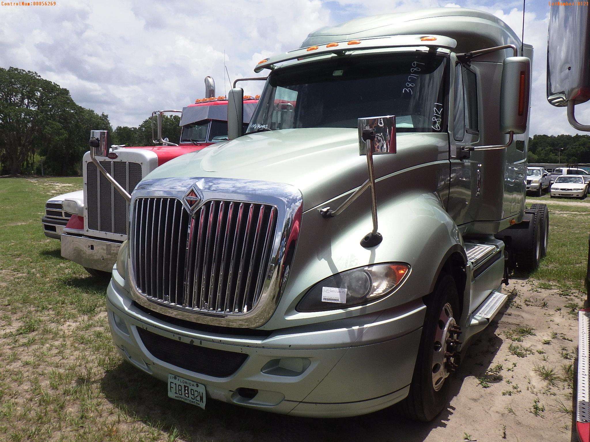 6-08121 (Trucks-Tractor)  Seller:Private/Dealer 2012 INTL PROSTAR