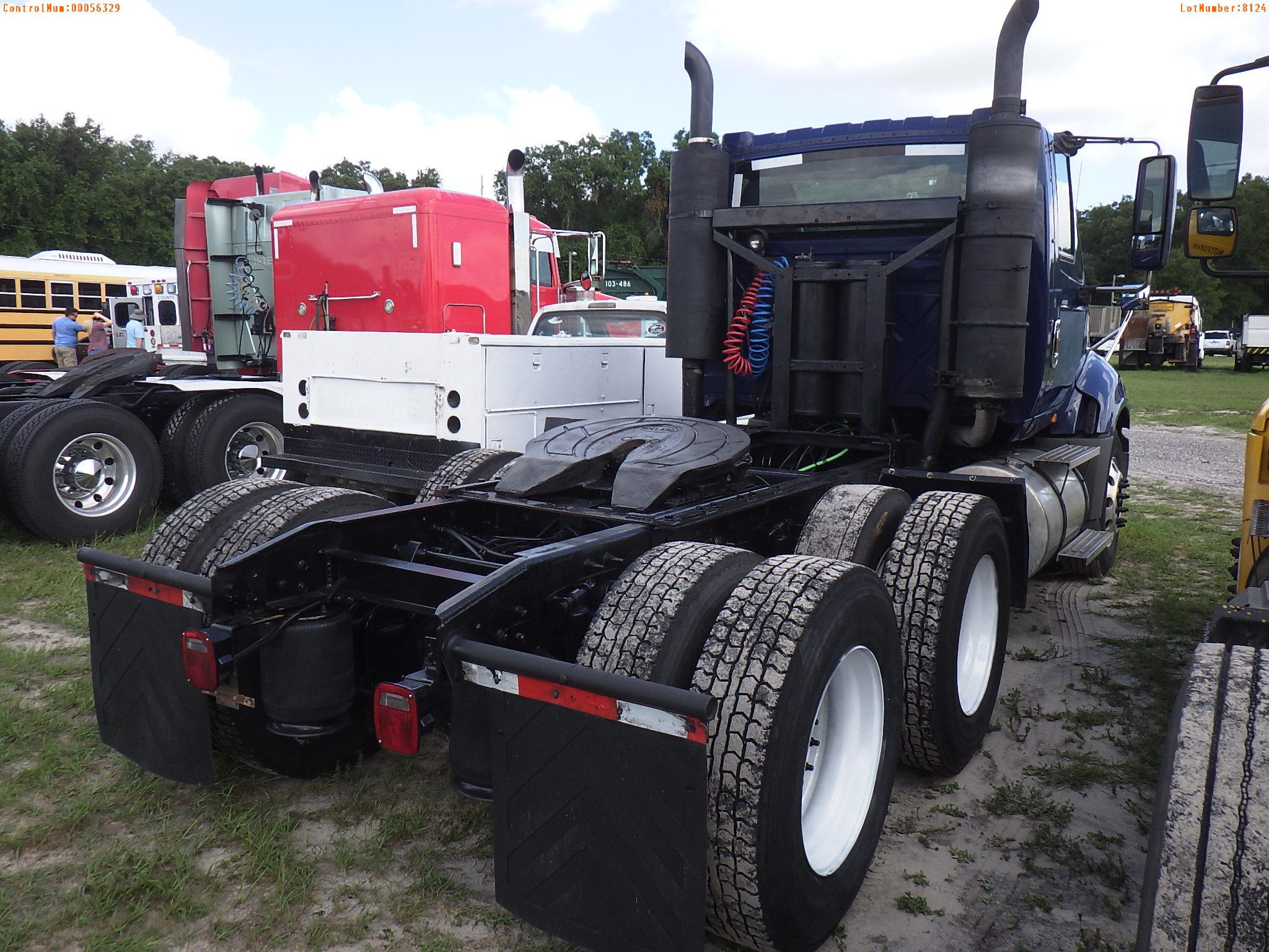 6-08124 (Trucks-Tractor)  Seller:Private/Dealer 2013 INTL PROSTAR