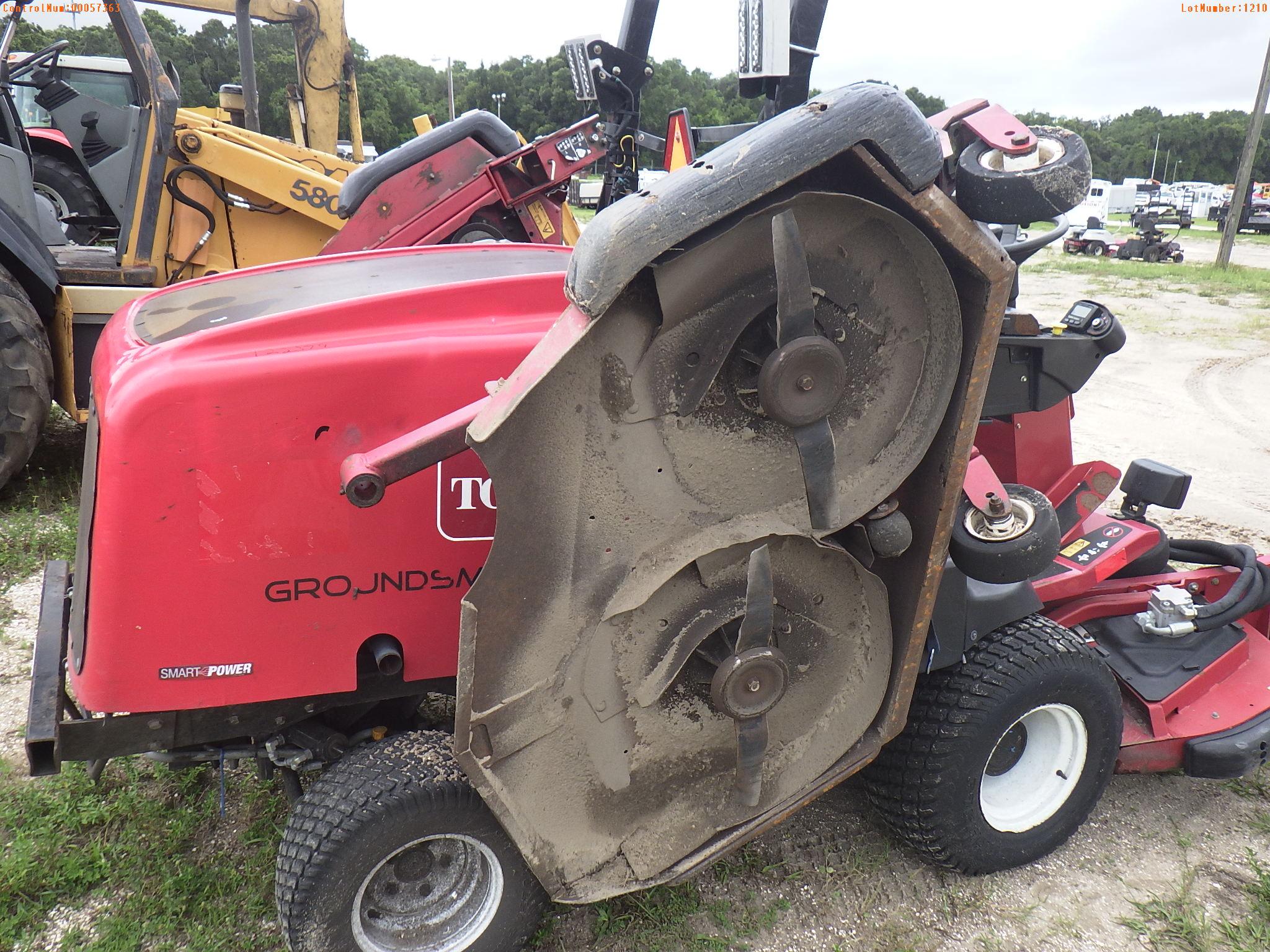 8-01210 (Equip.-Mower)  Seller: Gov-Pinellas County BOCC TORO GROUNDSMASTER 4000