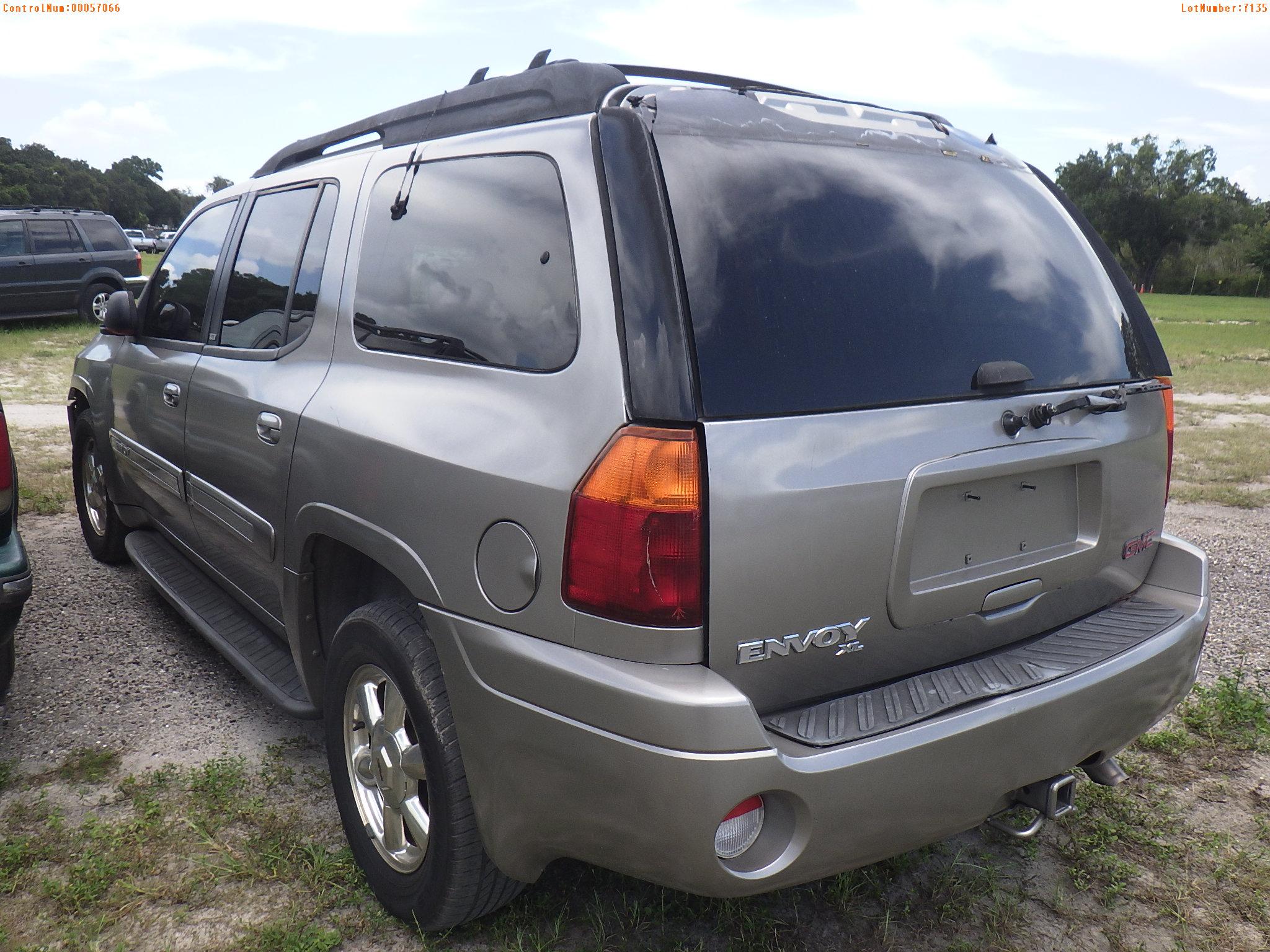 8-07135 (Cars-SUV 4D)  Seller:Private/Dealer 2002 GMC ENVOY