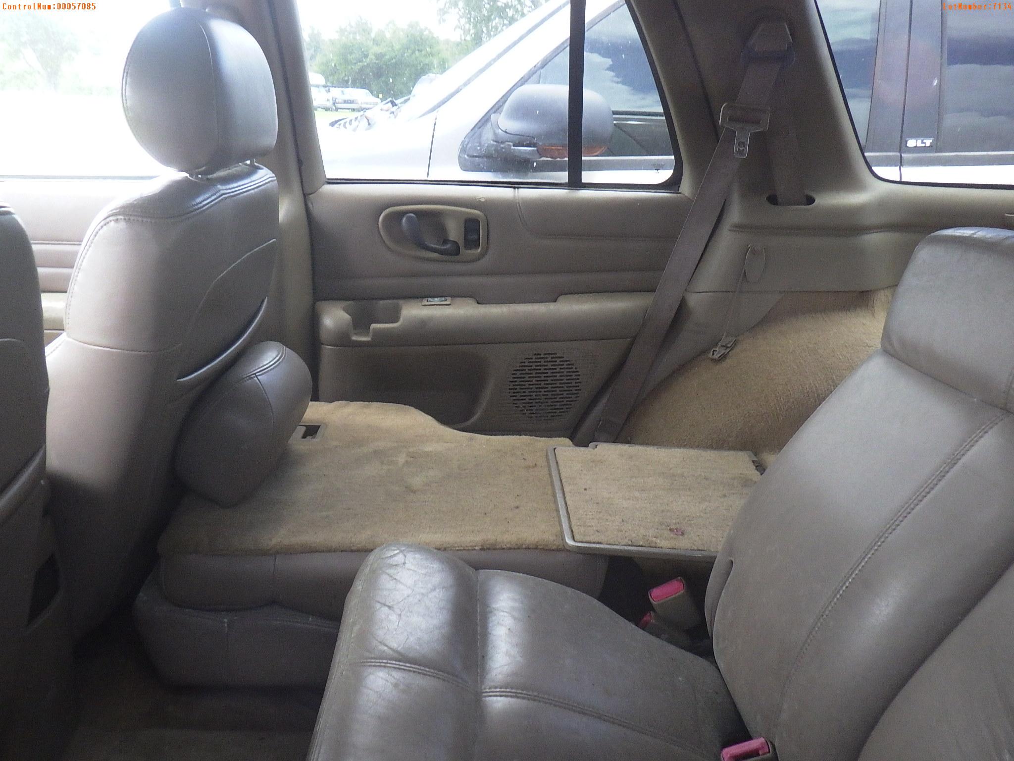 8-07134 (Cars-SUV 4D)  Seller:Private/Dealer 1999 CHEV BLAZER