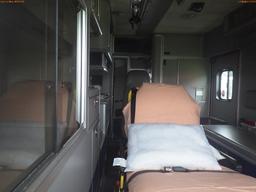8-08248 (Trucks-Ambulance)  Seller: Gov-City Of Largo 2009 CHEV C4500