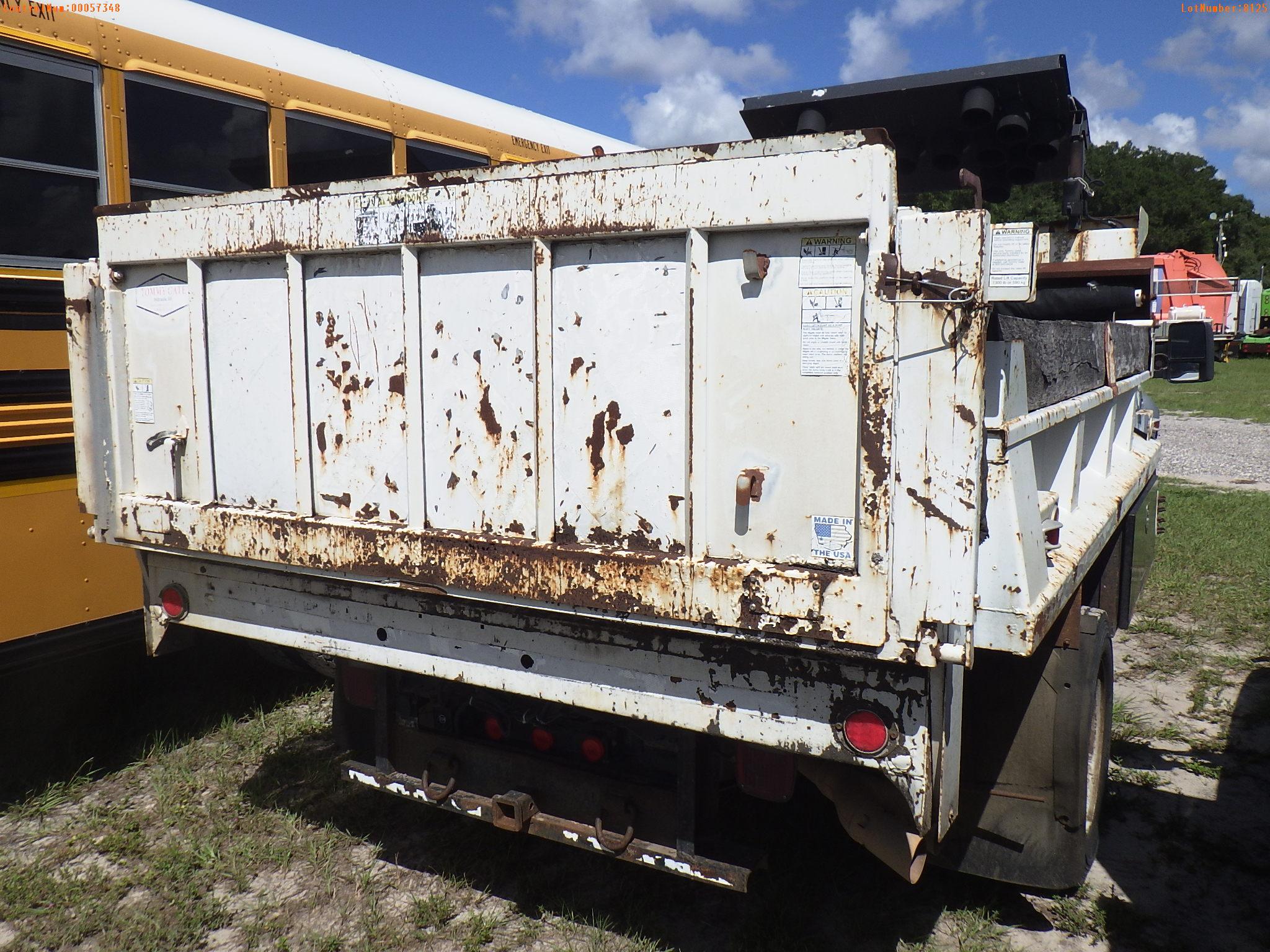 8-08125 (Trucks-Dump)  Seller:Private/Dealer 2008 FORD F450