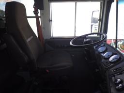 8-08124 (Trucks-Buses)  Seller:Private/Dealer 2013 BLUB ALLAMERIC