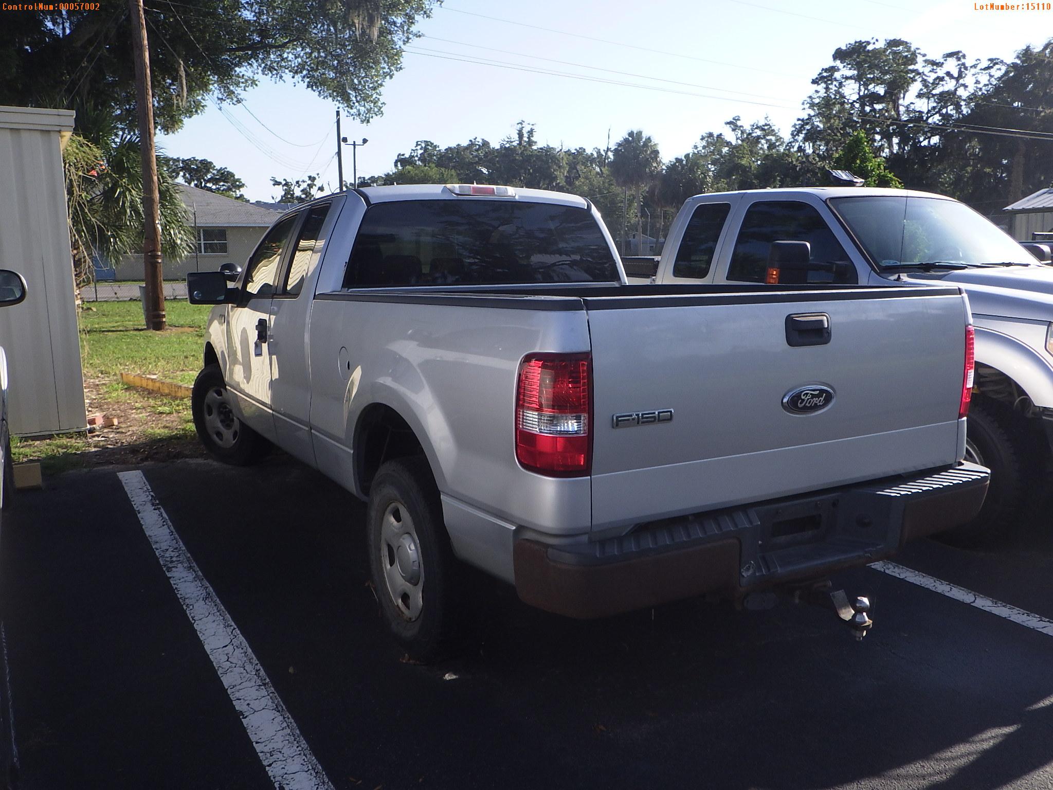 8-15110 (Trucks-Pickup 4D)  Seller: Florida State F.W.C. 2008 FORD F150