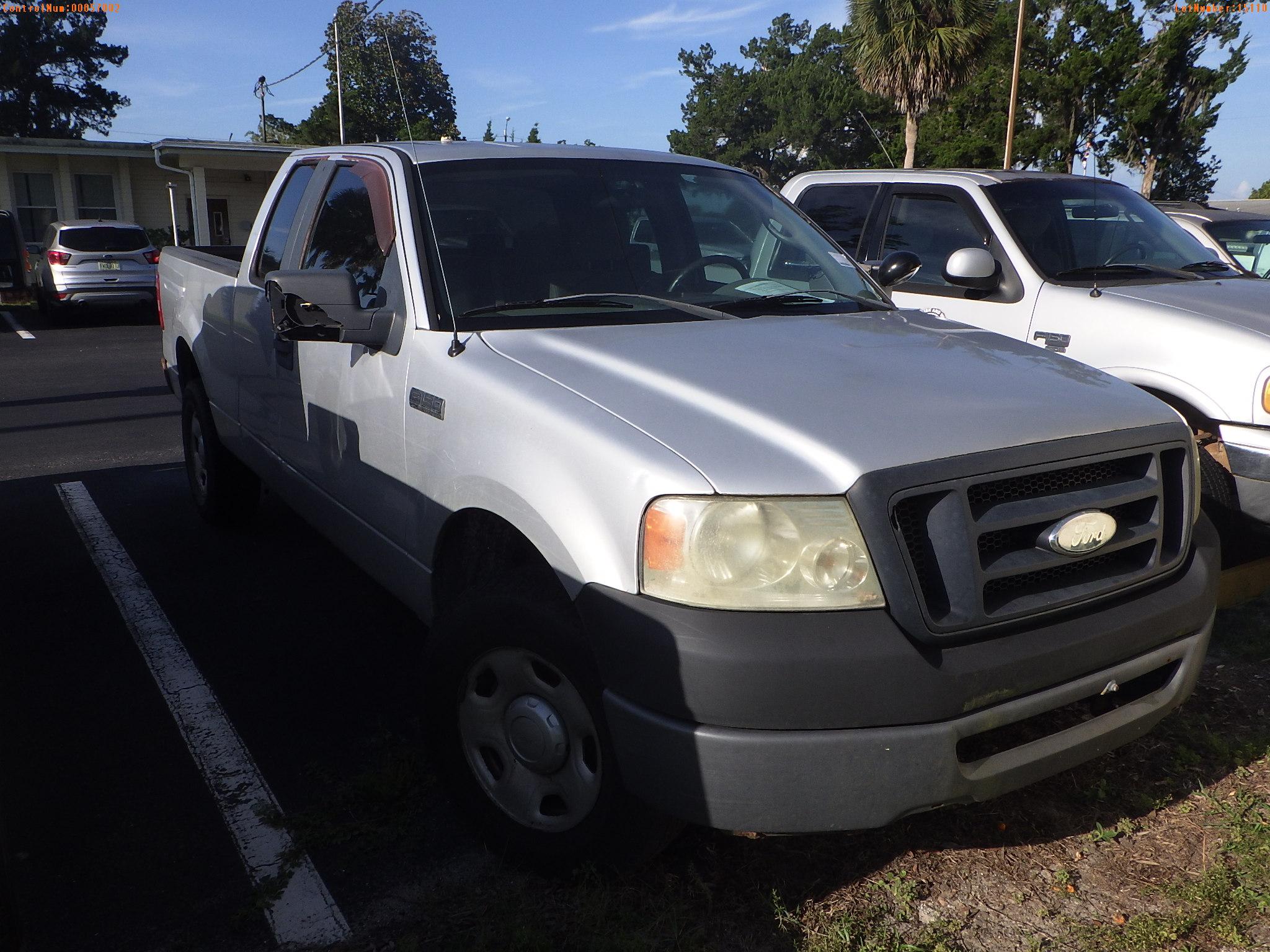 8-15110 (Trucks-Pickup 4D)  Seller: Florida State F.W.C. 2008 FORD F150