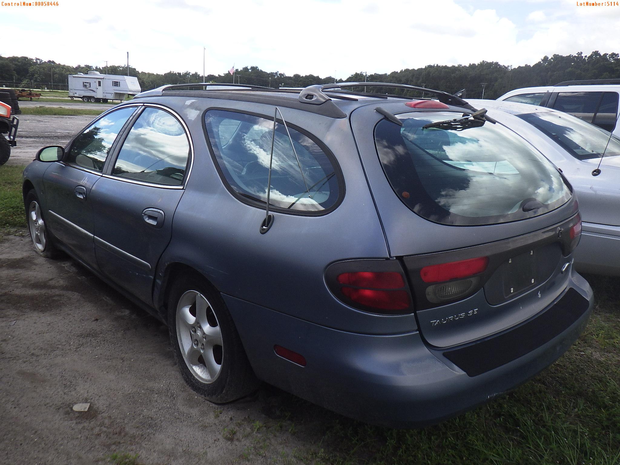 10-05114 (Cars-Sedan 4D)  Seller: Florida State C&F-D.C.F. 2001 FORD TAURUS