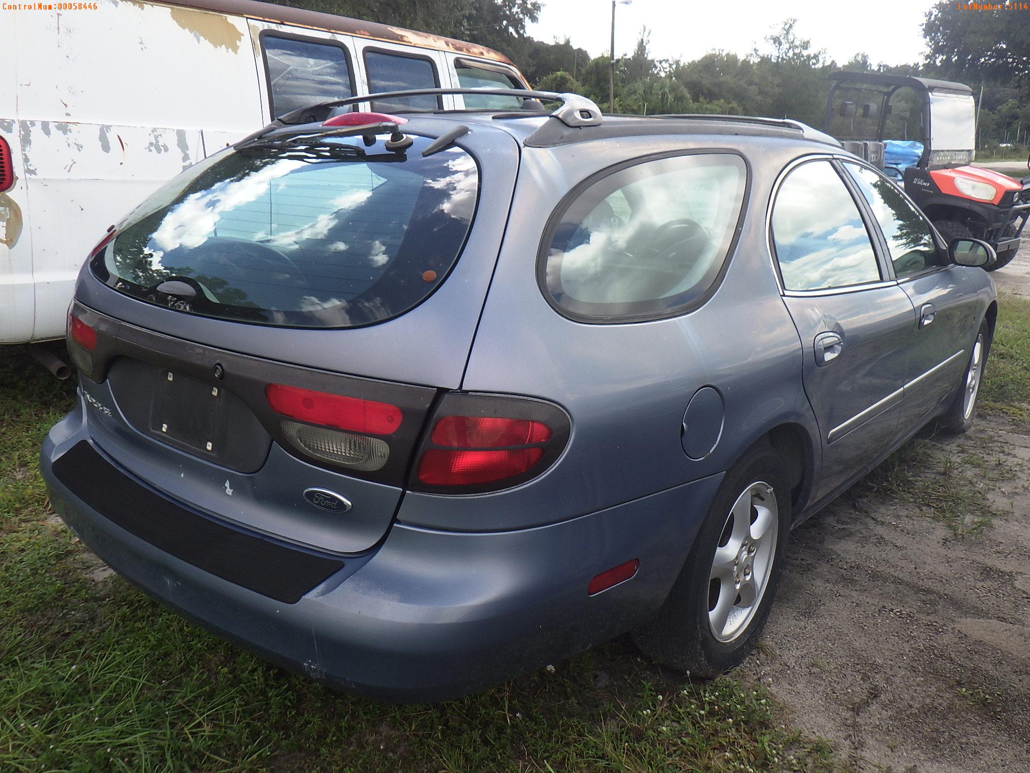 10-05114 (Cars-Sedan 4D)  Seller: Florida State C&F-D.C.F. 2001 FORD TAURUS