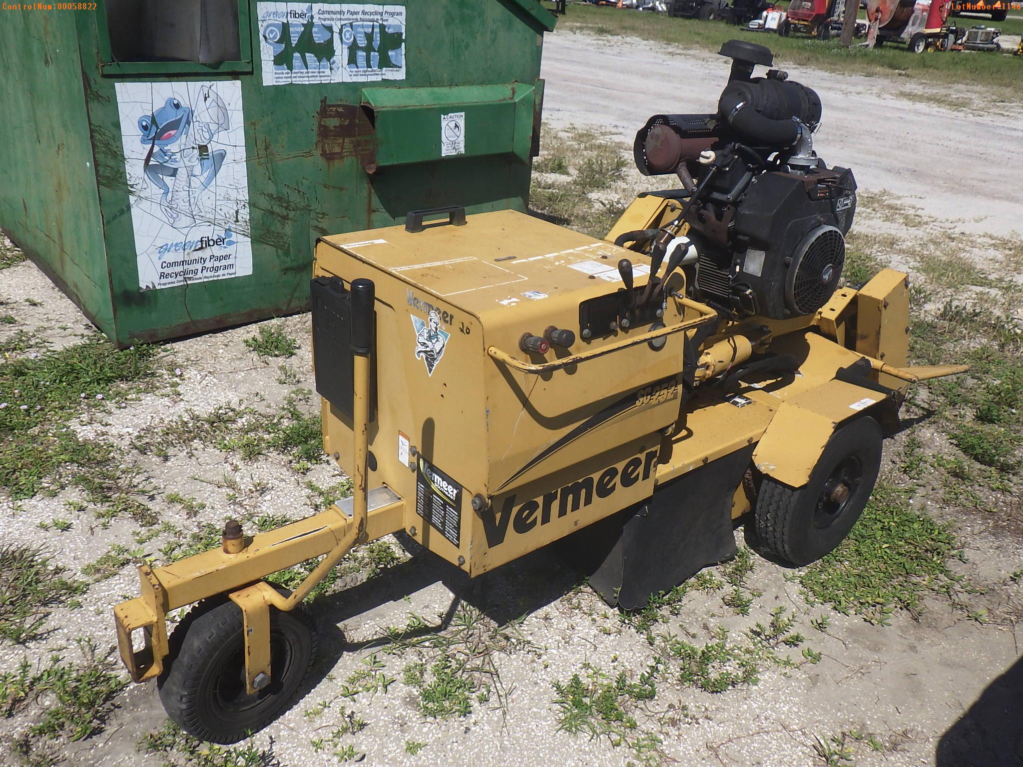 12-01150 (Equip.-Grinder)  Seller:Private/Dealer VERMEER SC252 WALK BEHIND STUMP