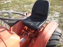 12-01190 (Equip.-Tractor)  Seller:Private/Dealer KUBOTA B6200 COMPACT TRACTOR