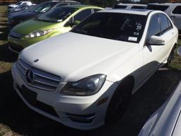 12-07117 (Cars-Sedan 4D)  Seller:Private/Dealer 2012 MERZ C250