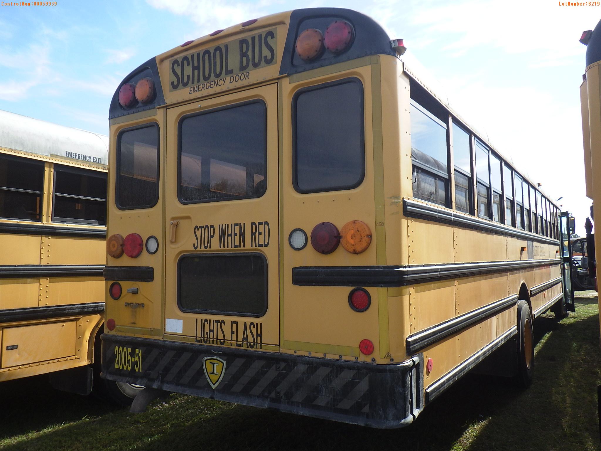 12-08219 (Trucks-Buses)  Seller: Gov-Citrus County School Board 2006 ICCO 3000