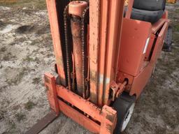 2-01144 (Equip.-Fork lift)  Seller:Private/Dealer YALE G82C-030-HFS-083 CUSHION