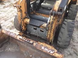 2-01142 (Equip.-Loader skid steer)  Seller:Private/Dealer CASE 40XT SKID STEER L