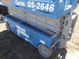 2-01112 (Equip.-Man lift)  Seller:Private/Dealer GENIE GS-2646 SCISSOR STYLE MAN