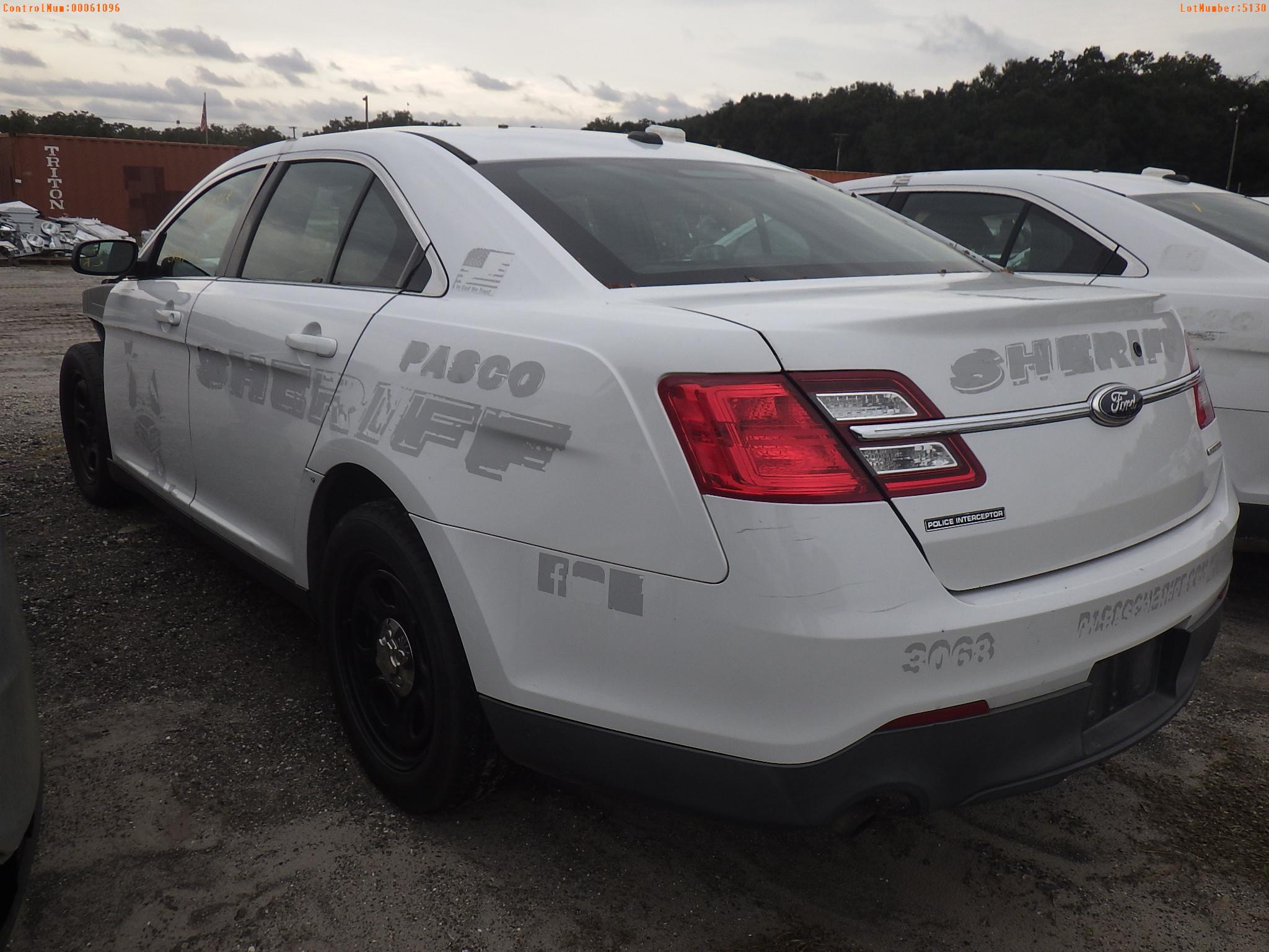 2-05130 (Cars-Sedan 4D)  Seller: Gov-Pasco County Sheriffs Office 2013 FORD TAUR