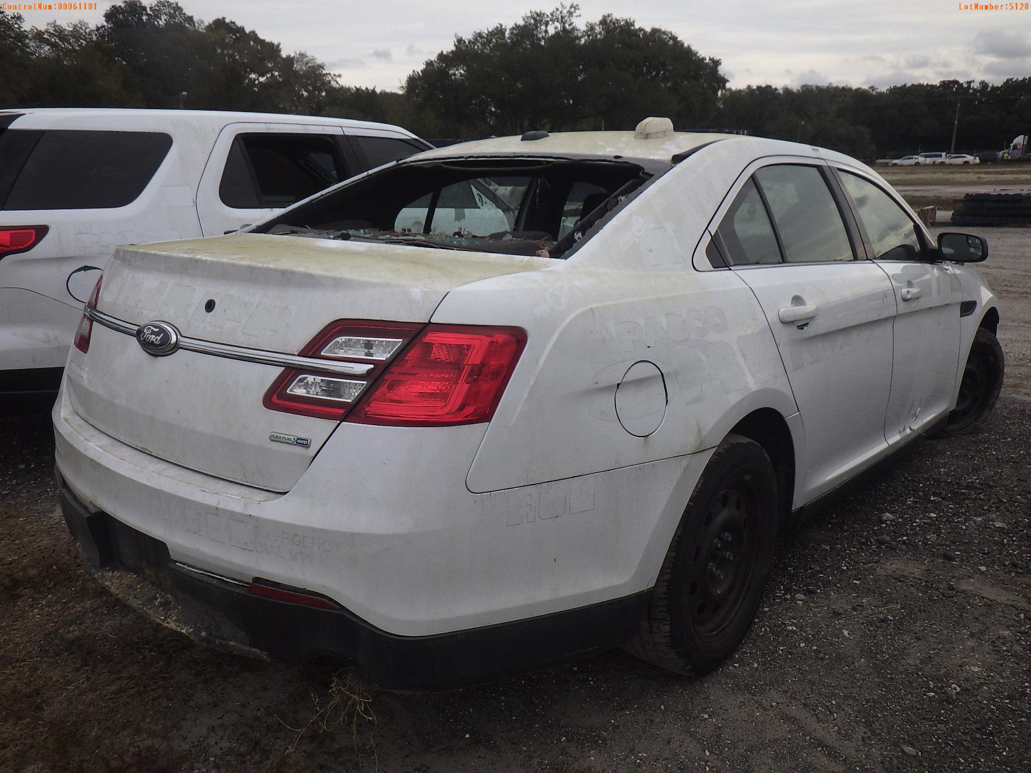 2-05128 (Cars-Sedan 4D)  Seller: Gov-Pasco County Sheriffs Office 2015 FORD TAUR