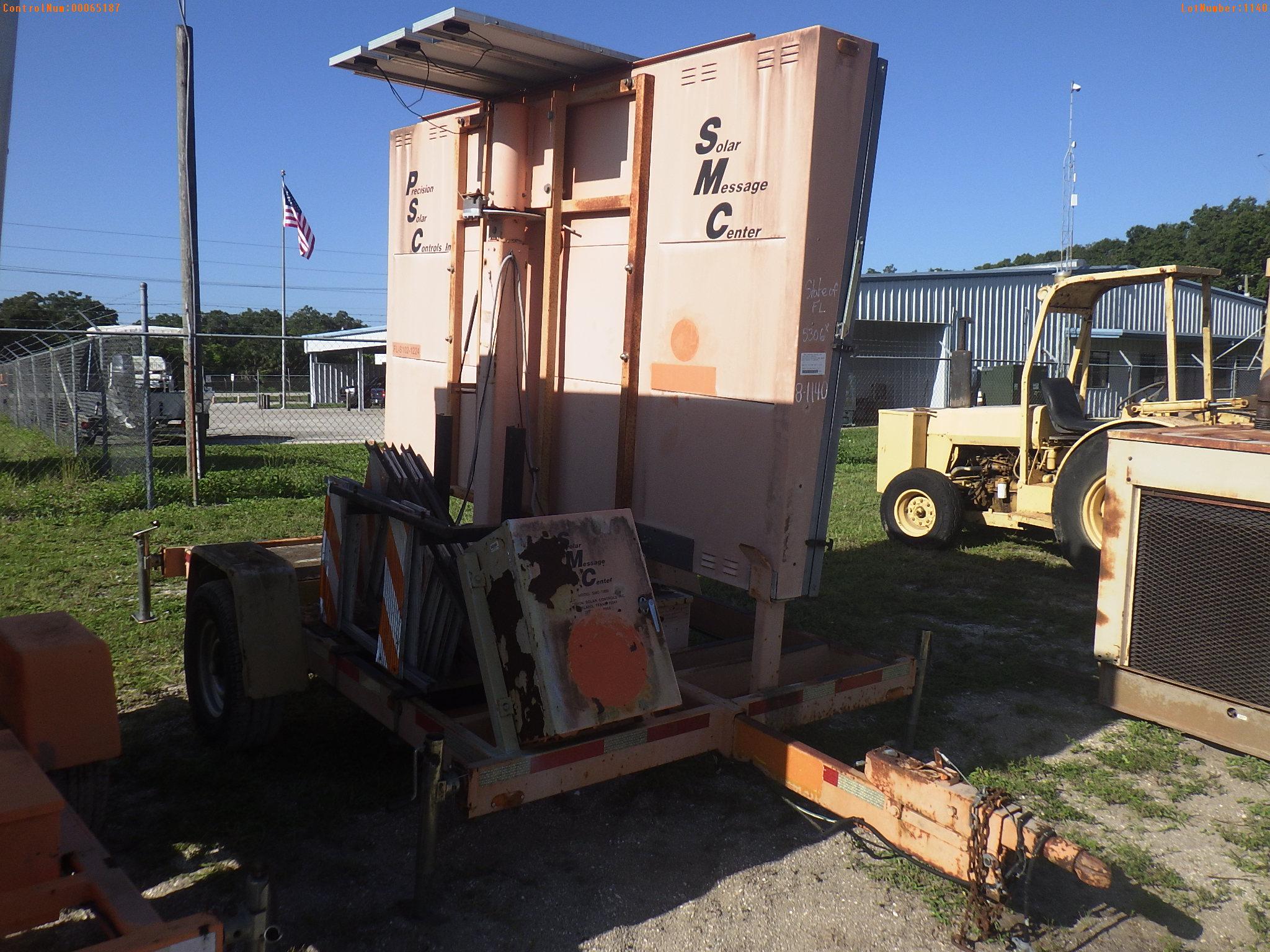 8-01140 (Equip.-Traffic control)  Seller: Florida State D.O.T. 2005 PREC SMC1000