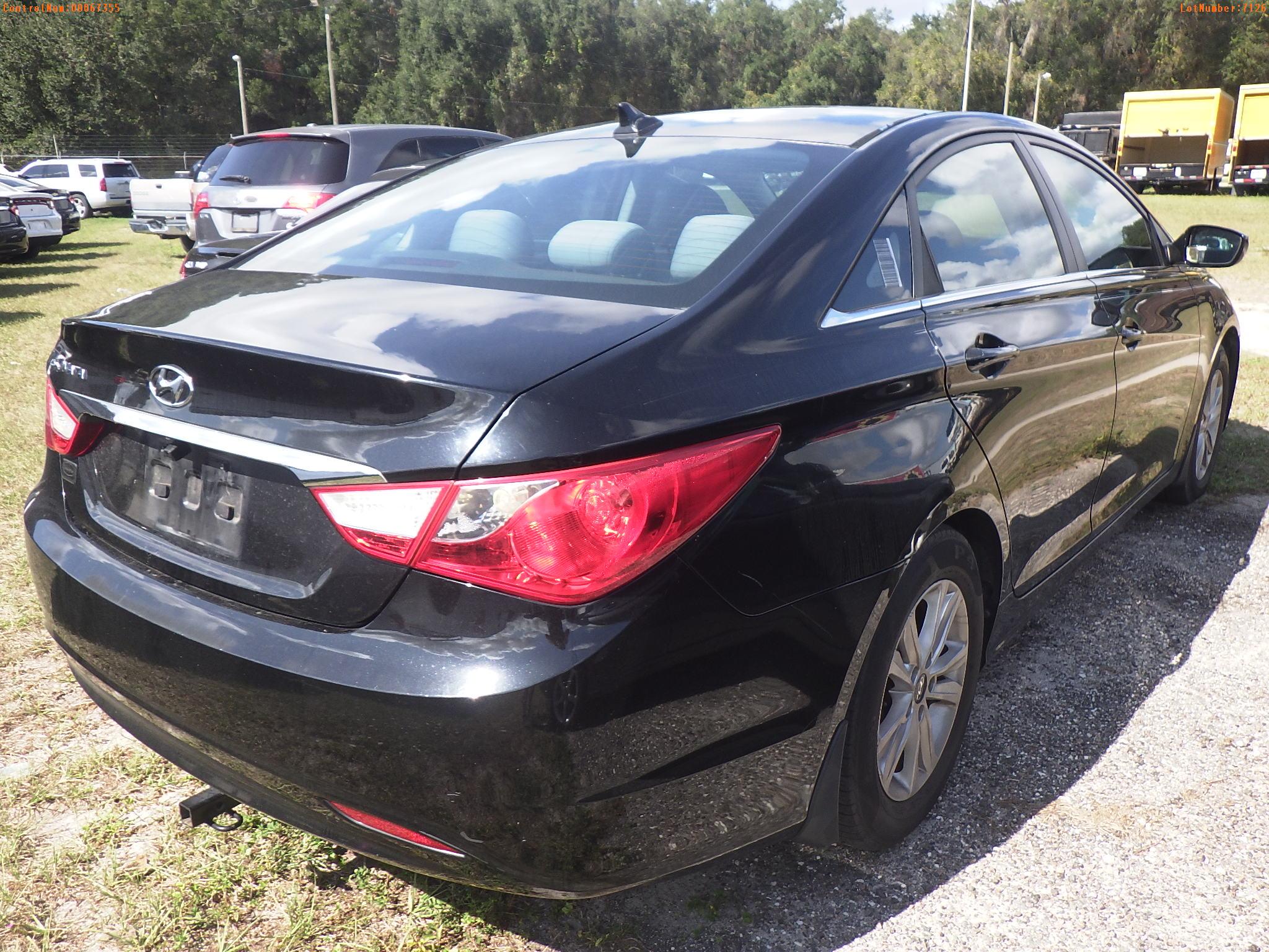 11-07126 (Cars-Sedan 4D)  Seller:Private/Dealer 2011 HYUN SONATA