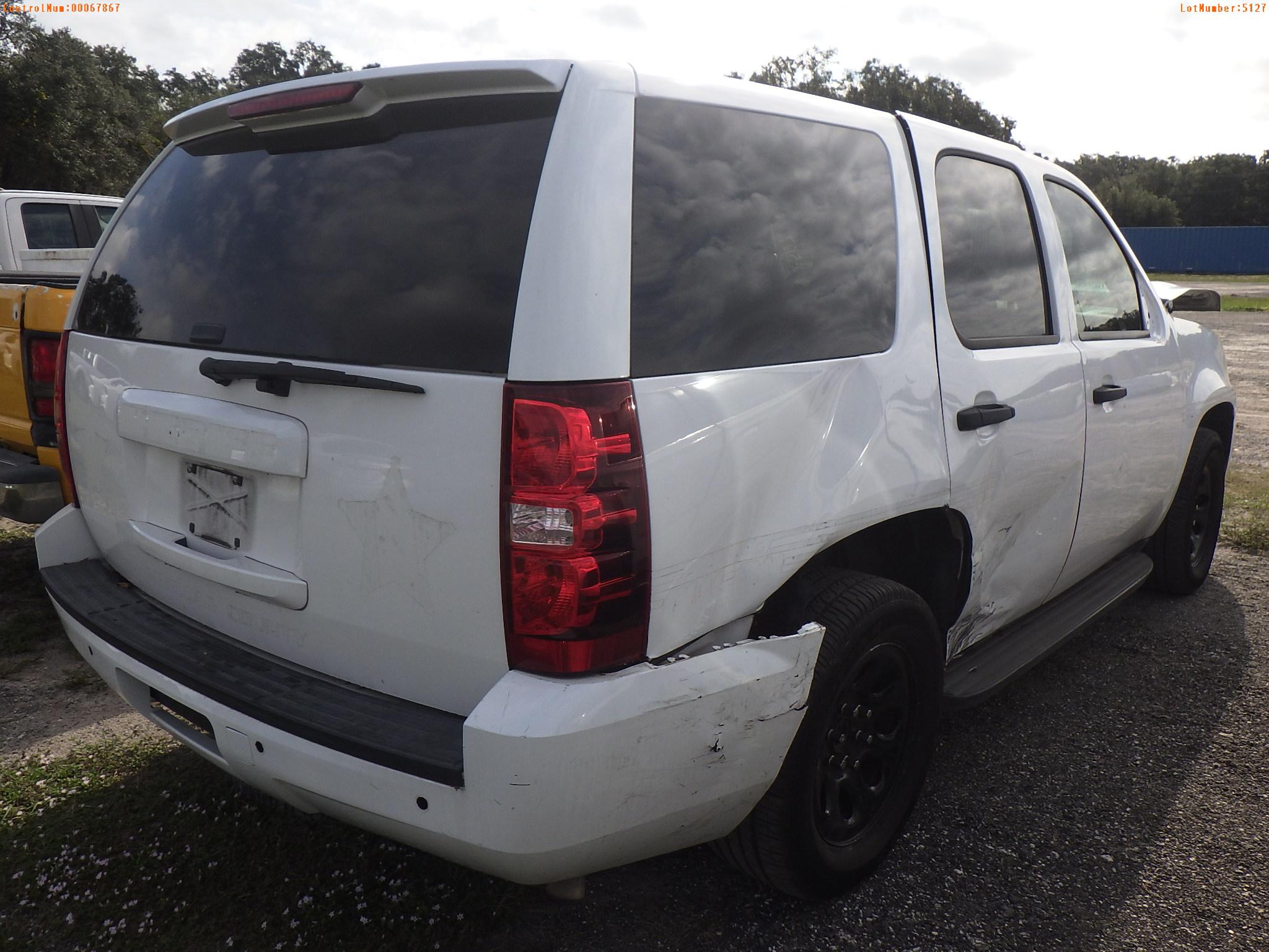 12-05127 (Cars-SUV 4D)  Seller: Gov-Pinellas County Sheriffs Ofc 2012 CHEV TAHOE
