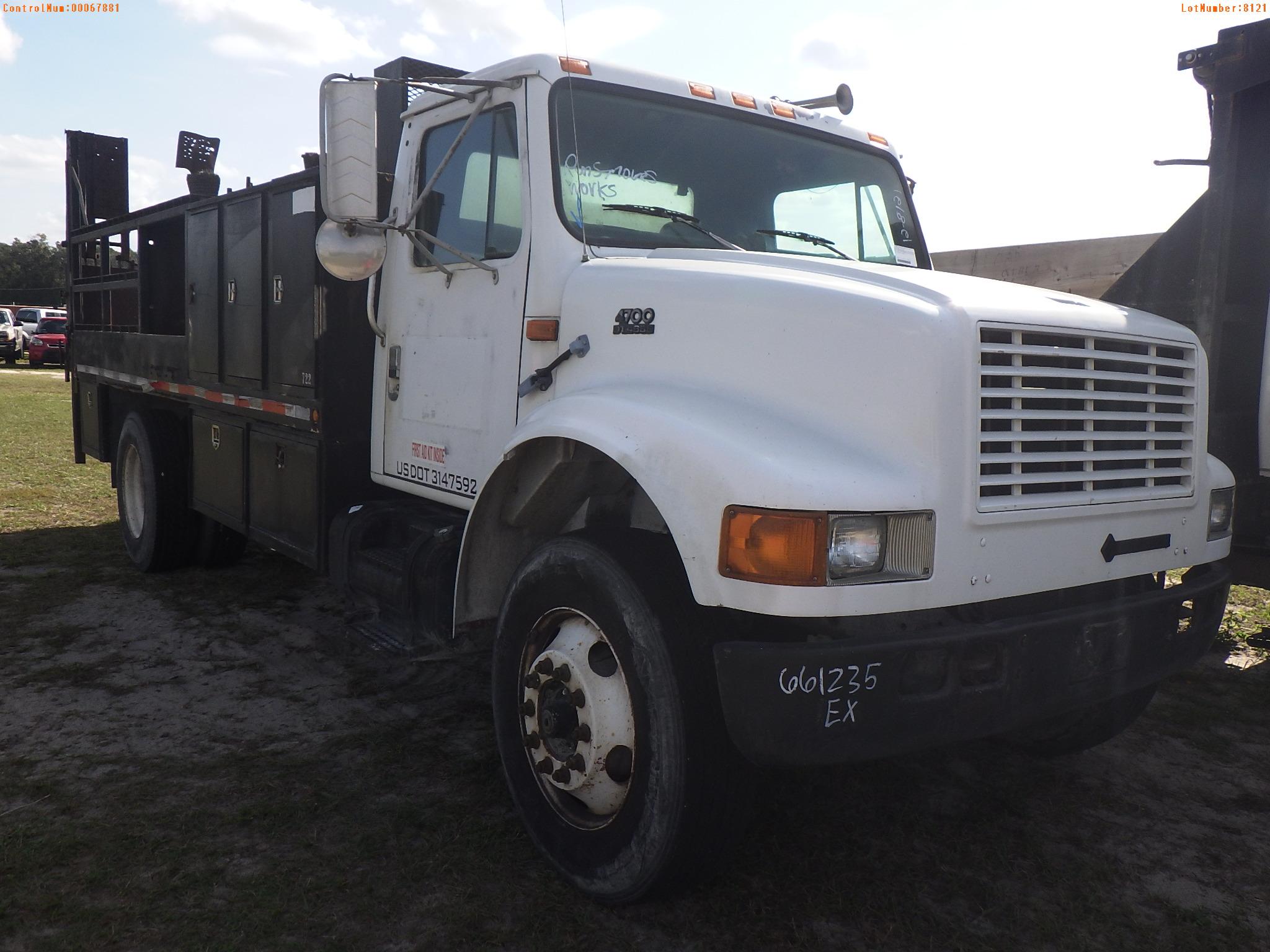 12-08121 (Trucks-Utility 2D)  Seller:Private/Dealer 1995 INTL 4700