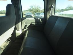 1-08128 (Trucks-Utility 4D)  Seller:Private/Dealer 2001 FORD F550