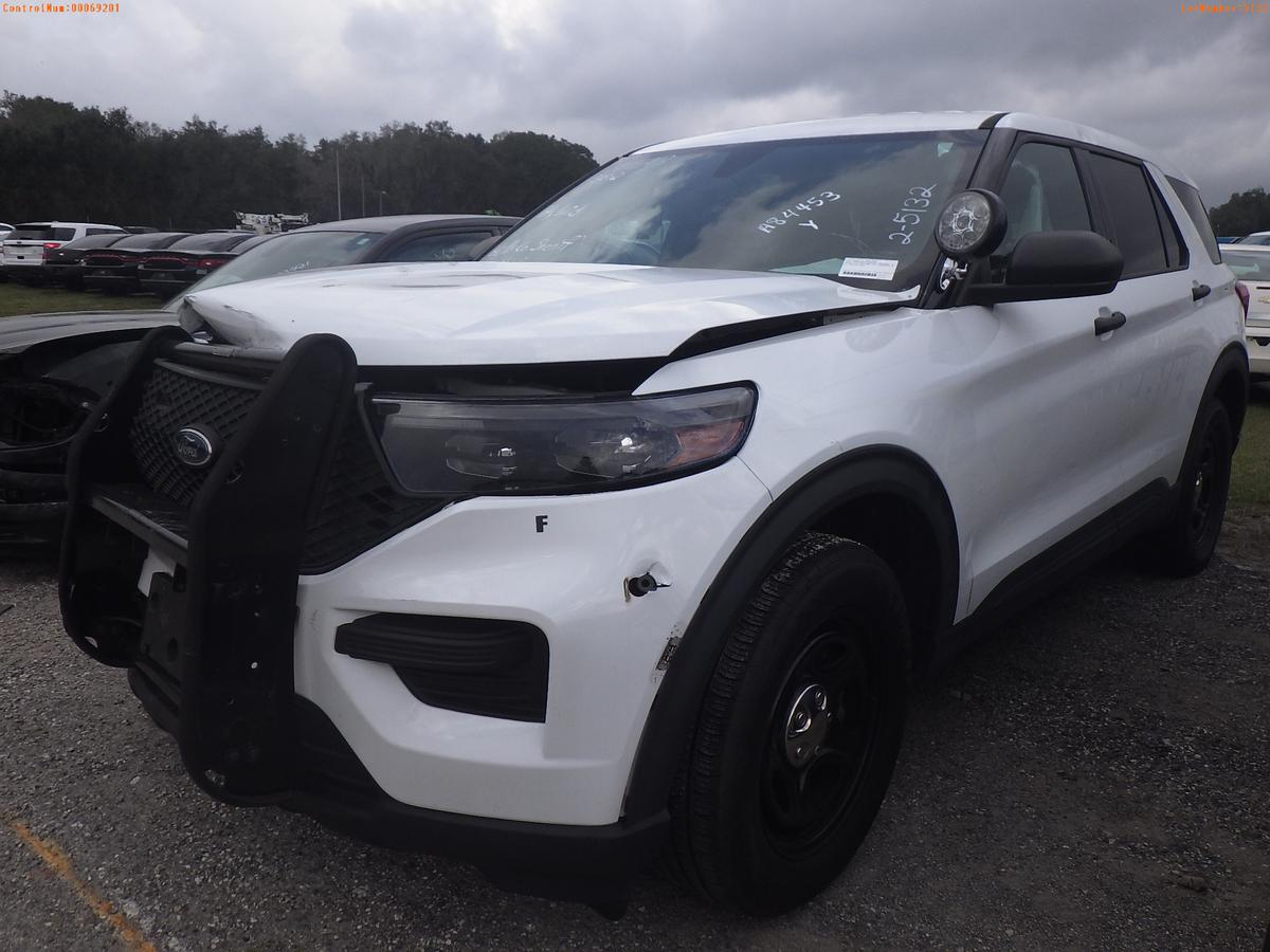 2-05132 (Cars-SUV 4D)  Seller: Gov-Hillsborough County Sheriffs 2020 FORD EXPLOR