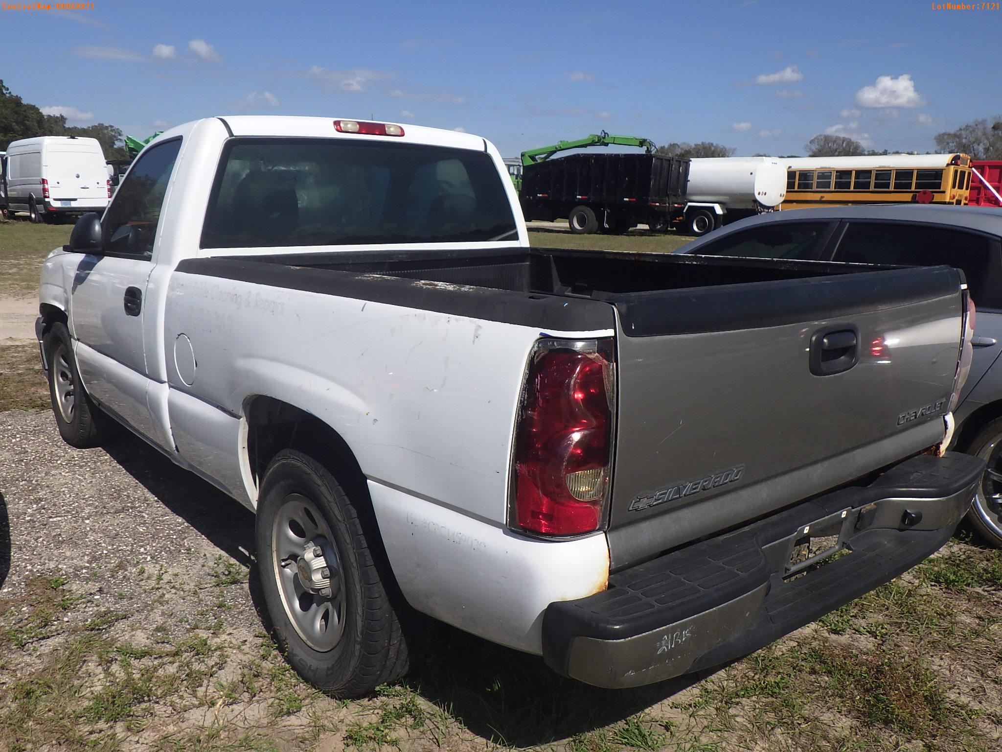 2-07121 (Trucks-Pickup 2D)  Seller:Private/Dealer 2006 CHEV 1500