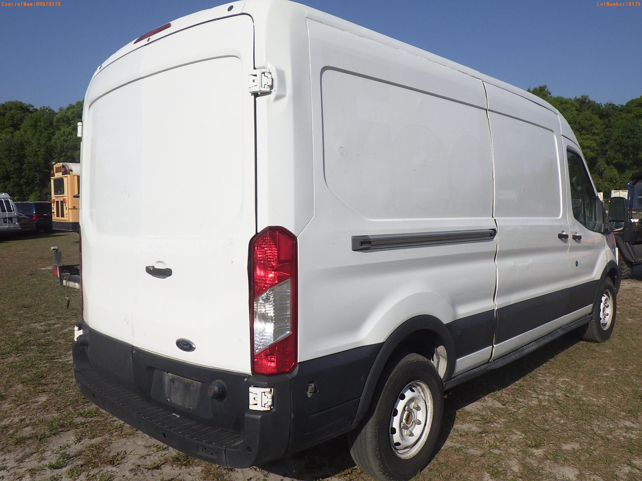 3-08124 (Trucks-Van Cargo)  Seller:Private/Dealer 2015 FORD TRANSIT