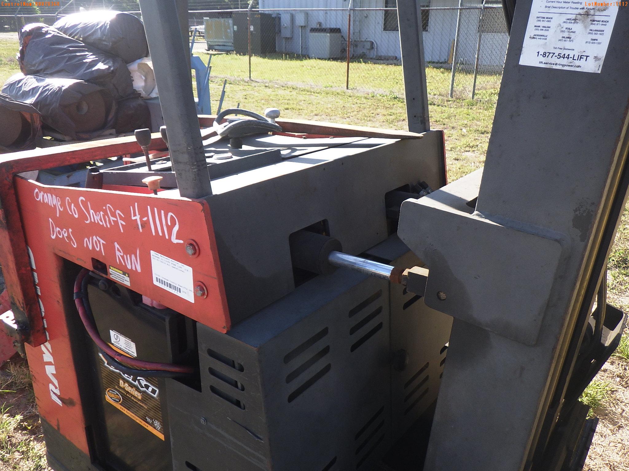 4-01112 (Equip.-Fork lift)  Seller: Gov-Orange County Sheriffs Office RAYMOND 60