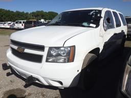 4-05130 (Cars-SUV 4D)  Seller: Gov-Pinellas County Sheriffs Ofc 2013 CHEV TAHOE