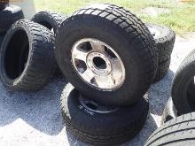 10-04166 (Equip.-Parts & accs.)  Seller:Private/Dealer (4) 285-70R17LT USED TIRE